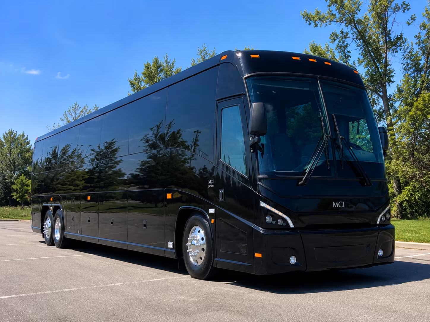 busrentalflagstaff com helps you arrange grand canyon and sedona excursions for your wedding group