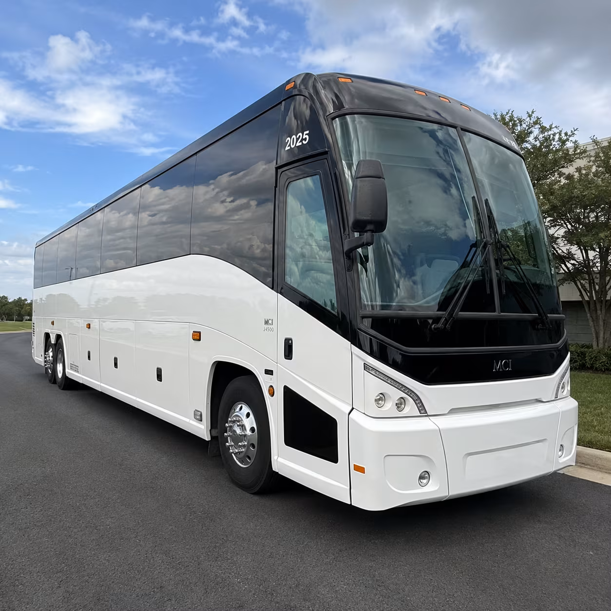 charter buses to phoenix for cardinals suns and diamondbacks games