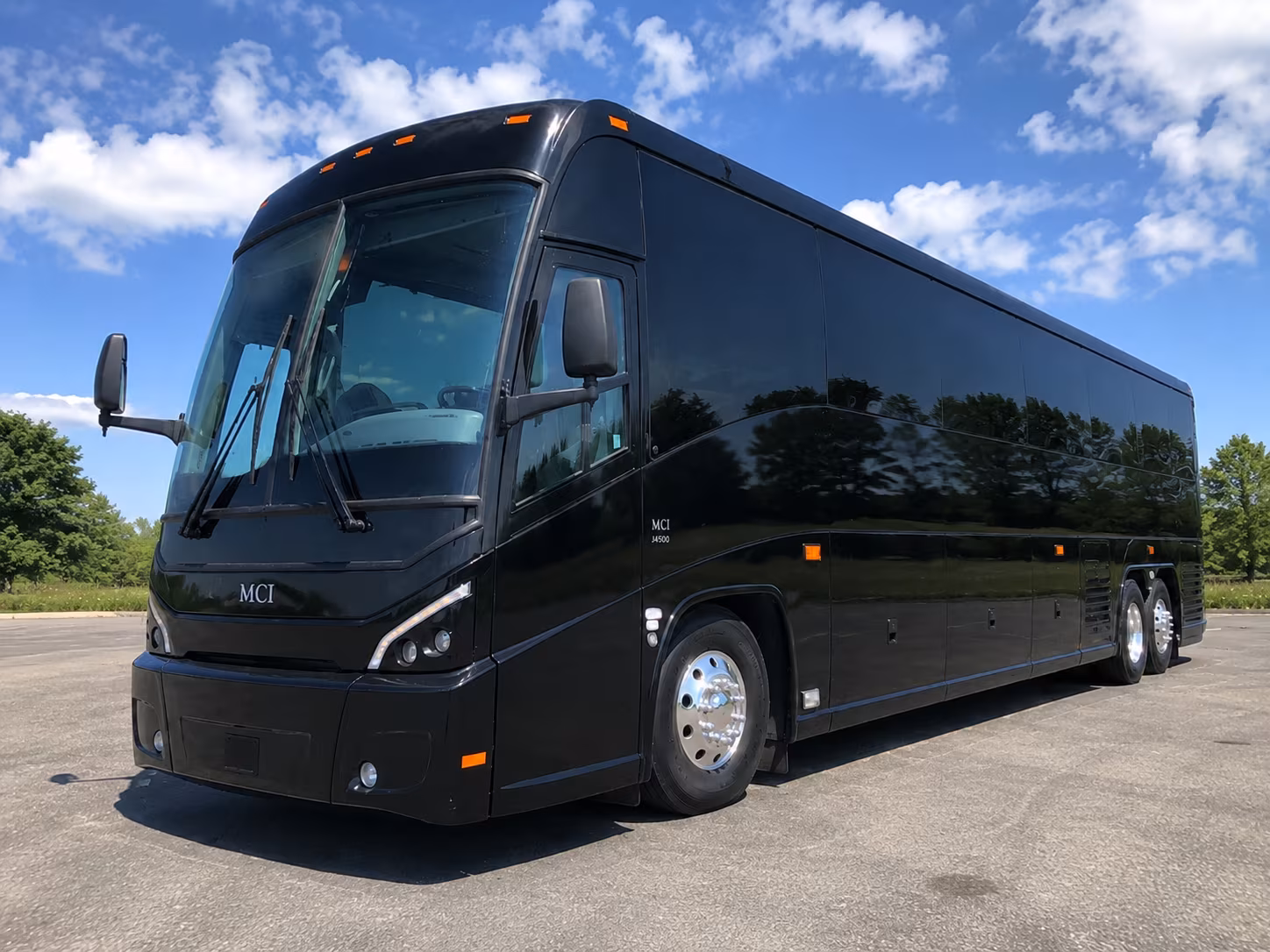 shuttle your wedding guests from phoenix sky harbor to flagstaff with ease